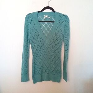 Cafe Brand Women's Deep V-Neckline Diamond Pattern Open Knit Sweater Small